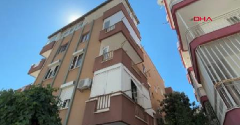  Ölen babasıyla 3 gün aynı evde kaldı