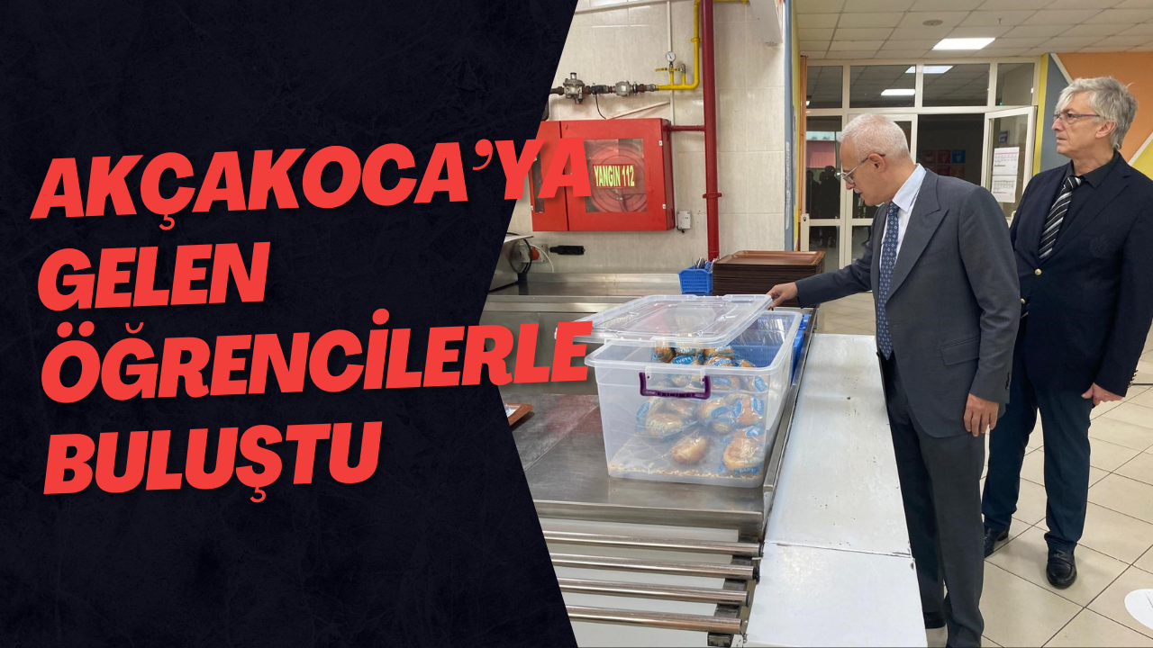 Akçakoca’ya Gelen Öğrencilerle Buluştu