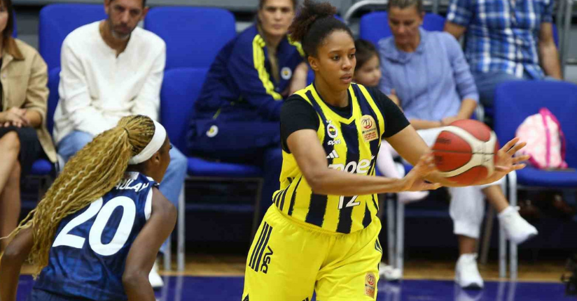 Kadınlar Basketbol Süper Ligi: Fenerbahçe: 71 - Emlak Konut: 53