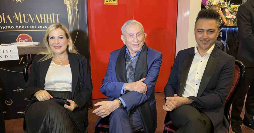 98 yaşındaki Haldun Dormen, ’Hisseli Harikalar Kumpanyası’ ile rekor kırdı