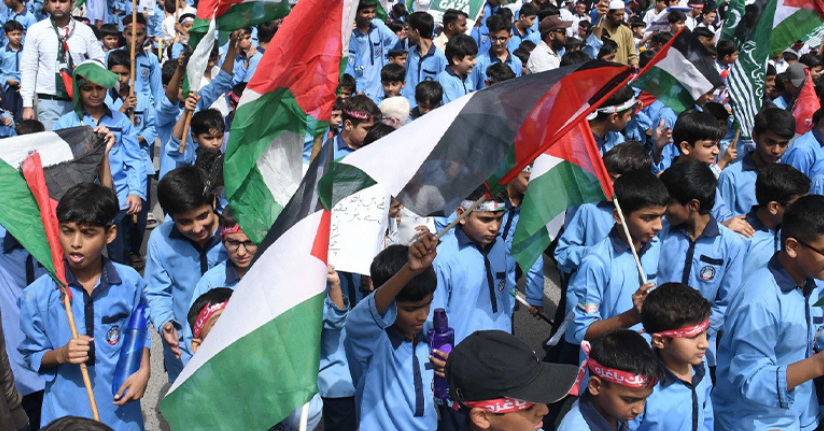 Pakistan’da İsrail’in Gazze’ye yönelik saldırıları ikinci yılında protesto edildi