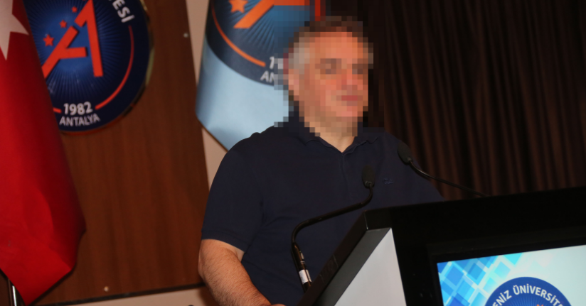 Üniversite hastanesinde profesöre 'gizli kamera' soruşturması