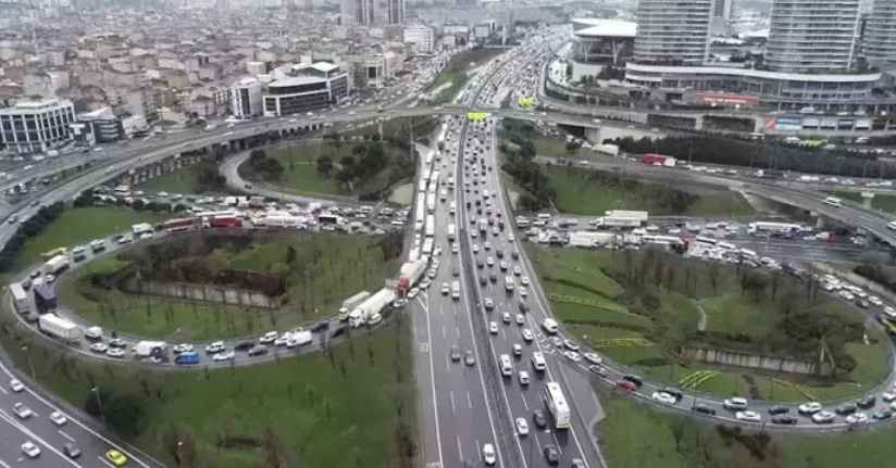 İstanbul'da bazı yollar 19 ve 29 Ekim'de trafiğe kapatılacak