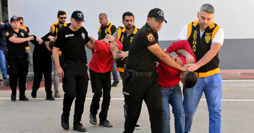 50 milyon lira haraç isteyip iş yerini kurşunladılar 