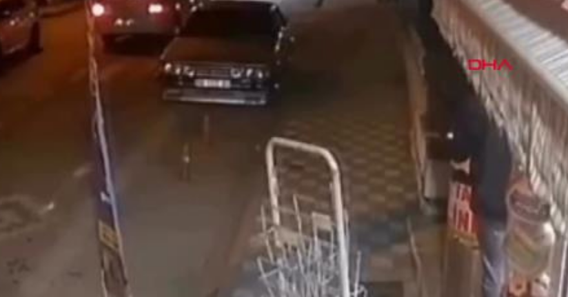 Araç gasbetti, 2 kişiyi öldürüp, 2'si polis 7 kişiyi yaraladı; çatışmada etkisiz hale getirildi