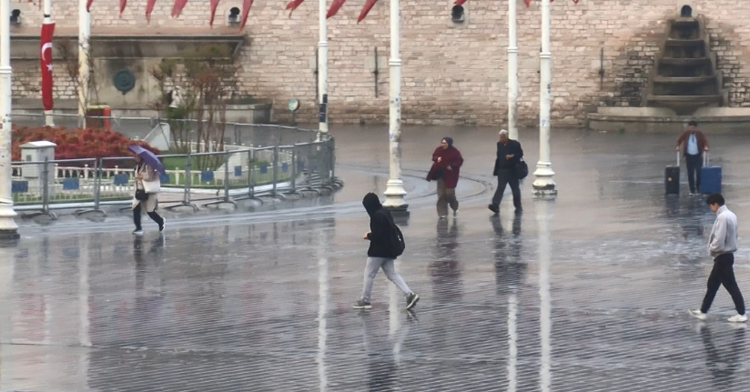  İstanbul’da yağmur etkili olmaya devam ediyor