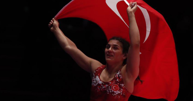 Nesrin Baş, 3. kez U23 dünya şampiyonu