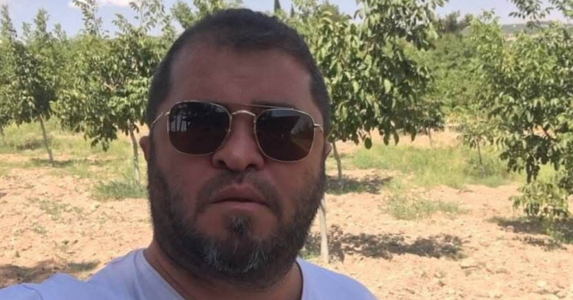Çocuklarını görmek için gitti, satırlı saldırıya uğradı