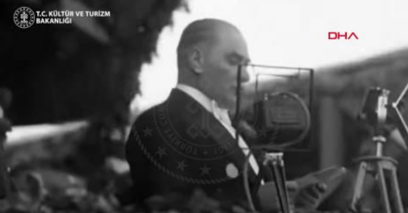 Bakanlıktan, 10'uncu Yıl Nutku görüntüleri ile kutlama