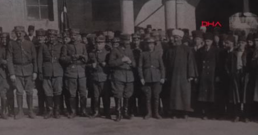 Cumhuriyet'in ilanı duası 102 yıllık karelerde