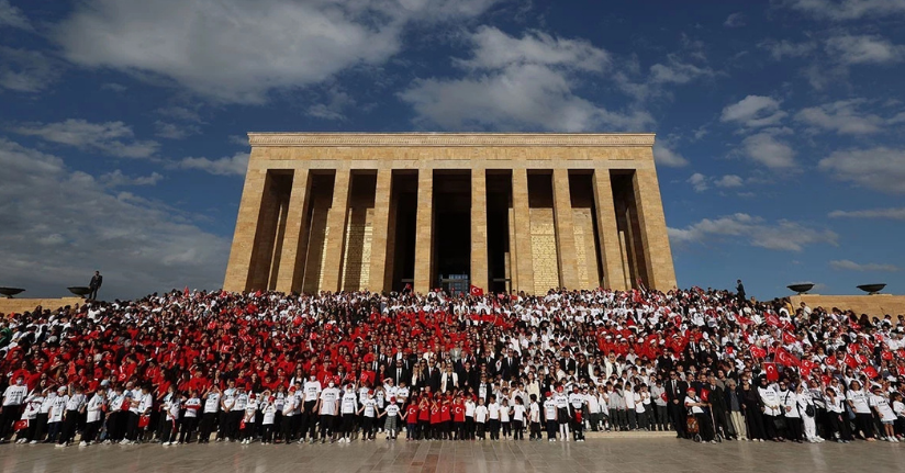 29 Ekim’de 1 milyondan fazla kişi Anıtkabir’i ziyaret etti