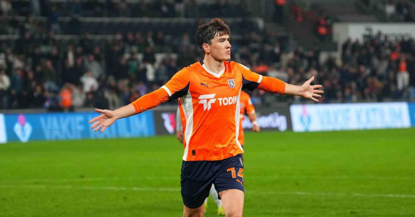 Eldor Shomurodov, Süper Lig’de gol krallığında zirveye ortak oldu