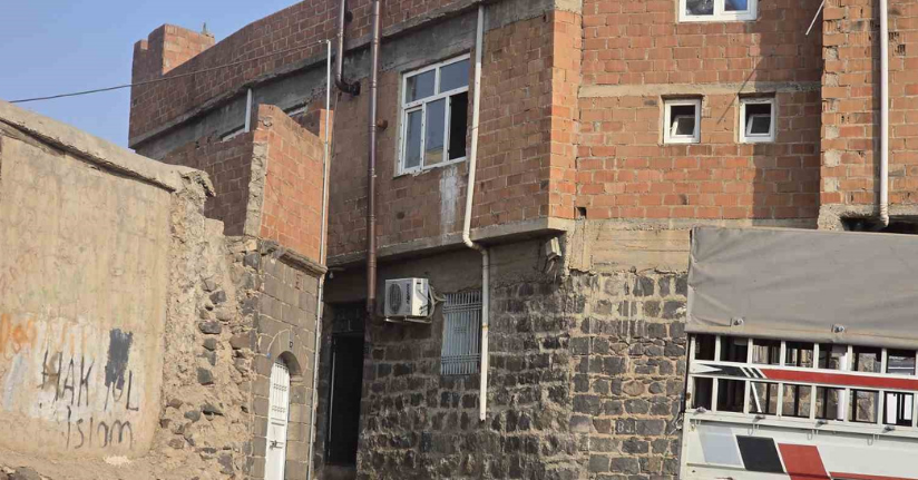 Siverek’te evde silahlı çatışma: 1 ölü, 8 gözaltı