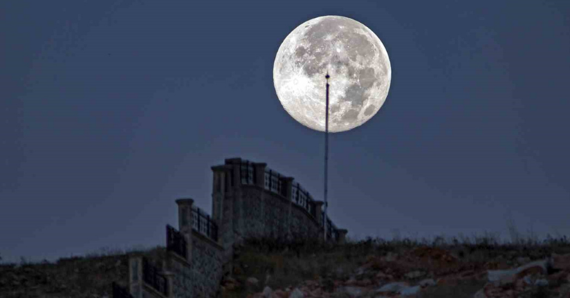 Ay, yılın en yakın anlarında Bitlis’e veda etti