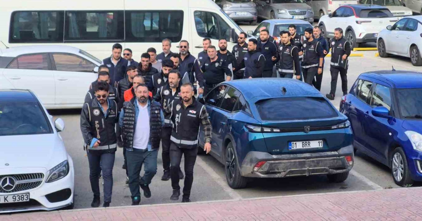 Suç örgütü operasyonunda 10 gözaltı