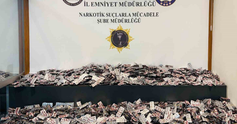 Narkotik ekipleri 49 bin uyuşturucu hap ele geçirdi