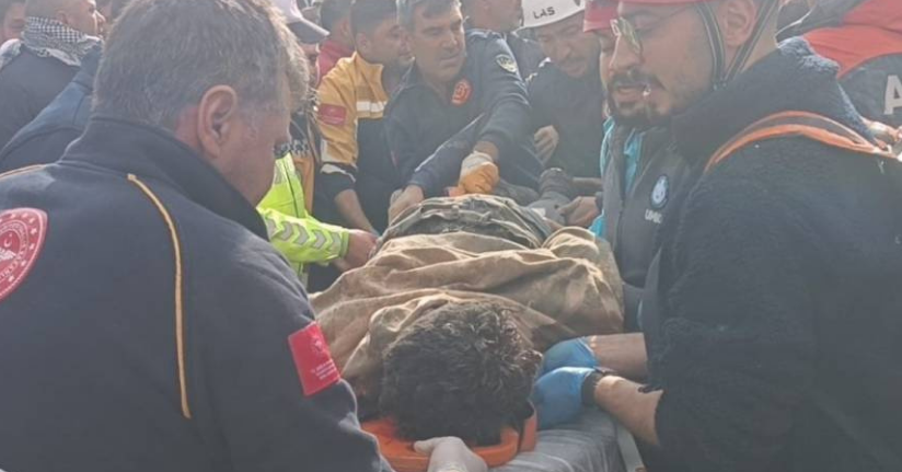 Şanlıurfa’da 2 katlı inşaatta göçük: 5 işçi altında kaldı