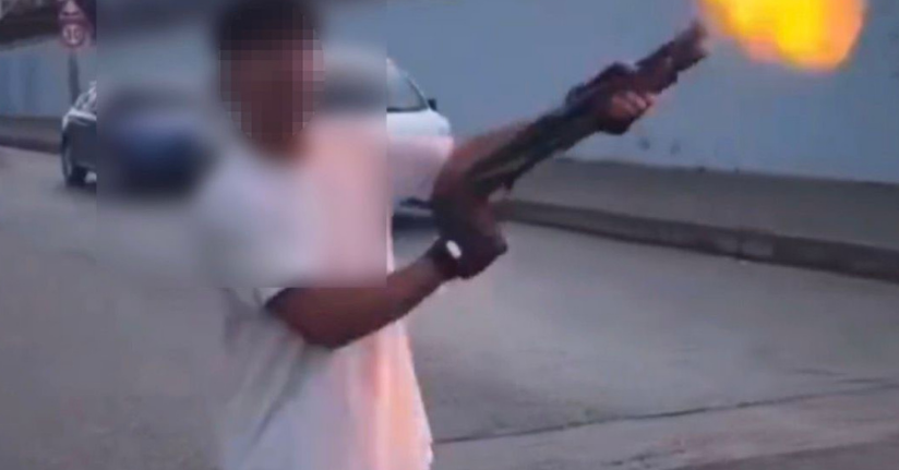 Gaziantep’te şok görüntüler: 3 şahıs pompalı tüfekle rastgele ateş açtı