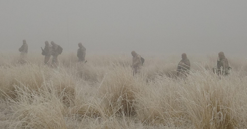 Yoğun sisin etkili olduğu Erzurum'da çoban koyun sürüsüyle kayboldu