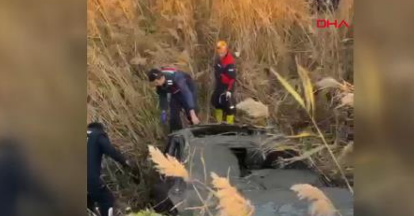 Tokat'ta otomobil, sazlık alana uçtu; 2 ölü, 1 yaralı