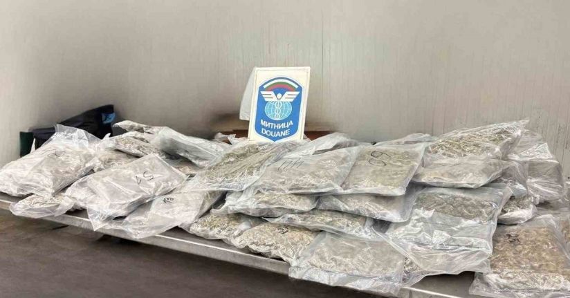 Türkiye’ye sokulmak istenen 22 kilo 560 esrar sınırda yakalandı