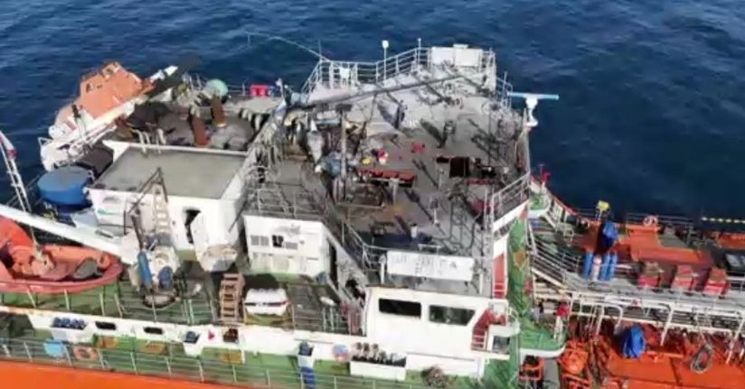 Saldırıya uğrayan MIDVOLGA-2 isimli geminin Sinop’taki tamir çalışmaları sürüyor