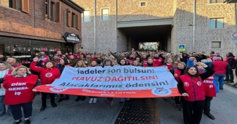 İzmir'de belediye işçilerinin eylemi 4'üncü gününde