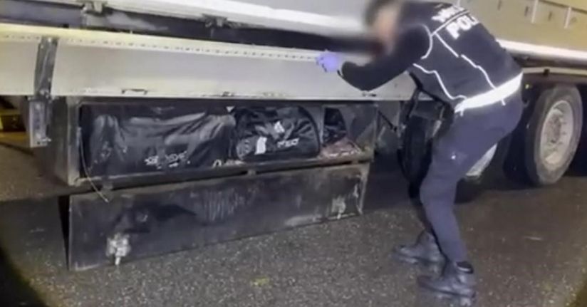 Batman’da ’şehit Alper Albayrak’ operasyonu: 35 kilo skunk, 2 kilo esrar ele geçirildi