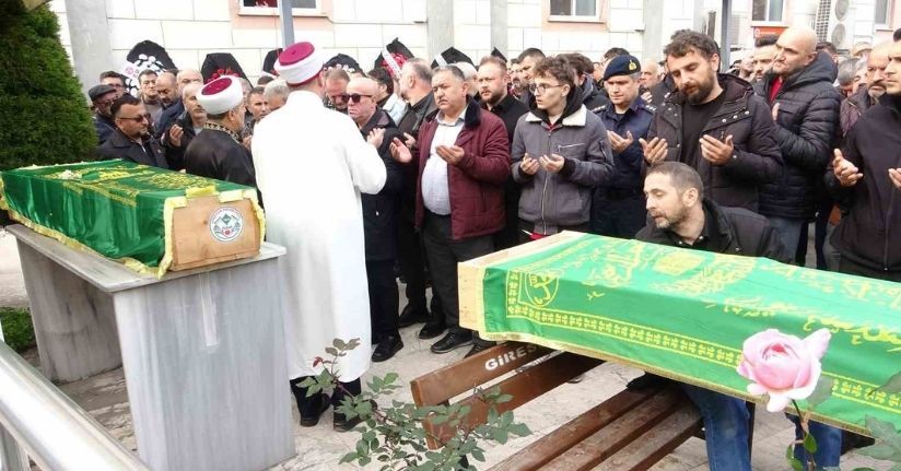 Mezar yeri yolunda can veren dayı ve yeğen gözyaşlarıyla defnedildi