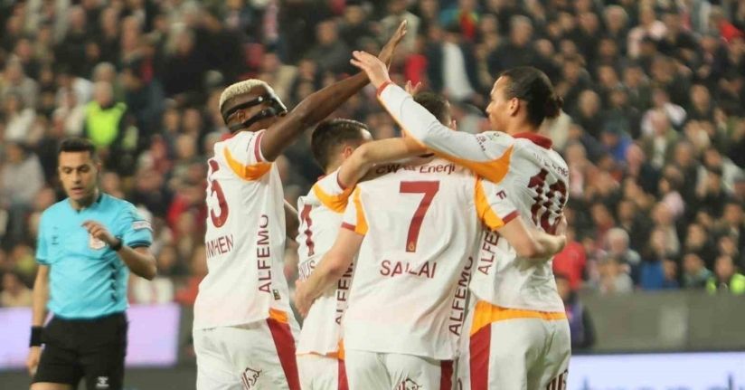 Galatasaray, Antalyaspor’a karşı yenilmezlik serisini 19 maça çıkardı