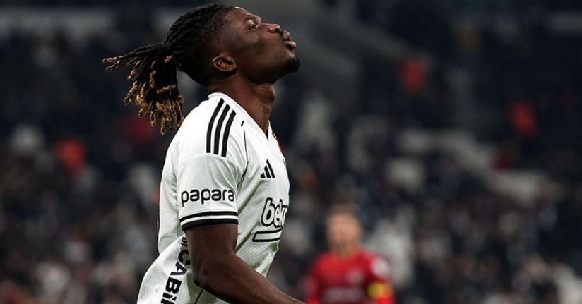 Beşiktaş büyük maçlarda skoru koruyamıyor