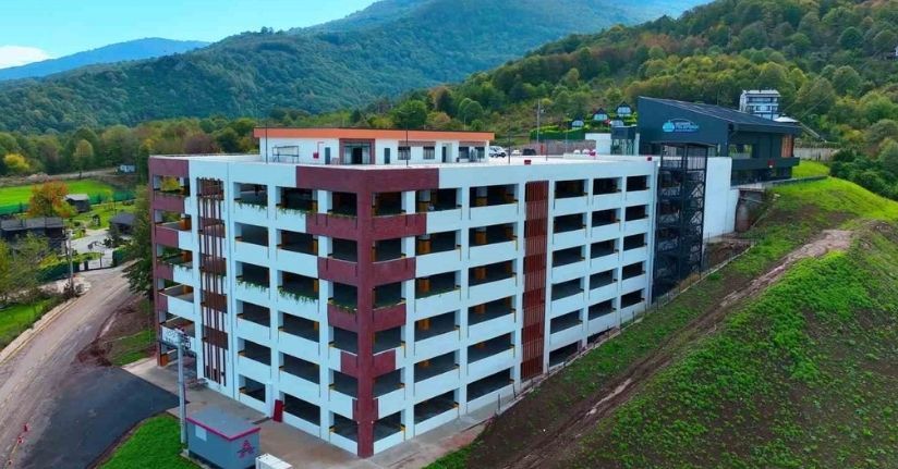 Kartepe Teleferik hattına hizmet verecek 6 katlı otopark tamamlandı