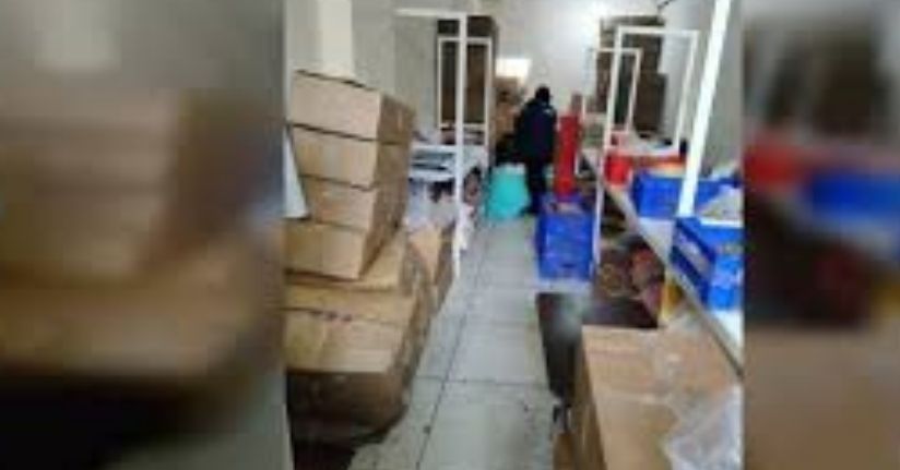 Esenyurt’ta halk sağlığını tehdit eden işletme mühürlendi: Kaçak ve sağlıksız 1 ton tavuk eti imha edildi