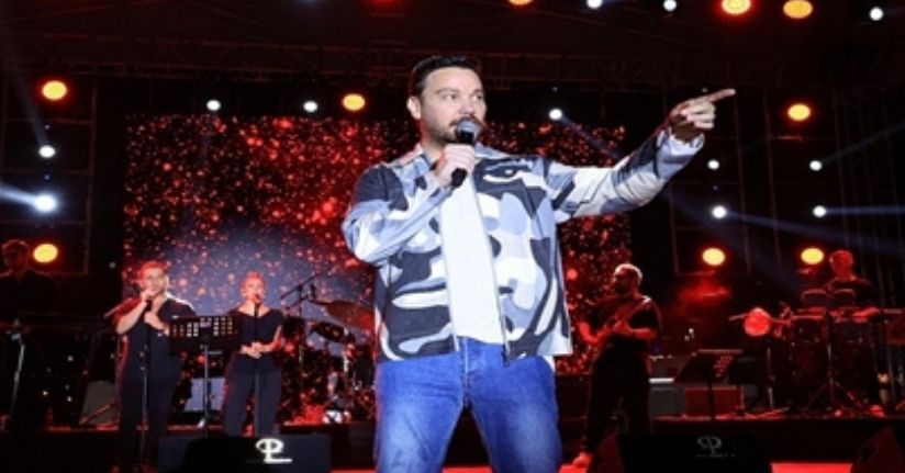 Minibüsünü otoparkta unutan Sinan Akçıl'a icra takibMinibüsünü otoparkta unutan Sinan Akçıl'a icra takib