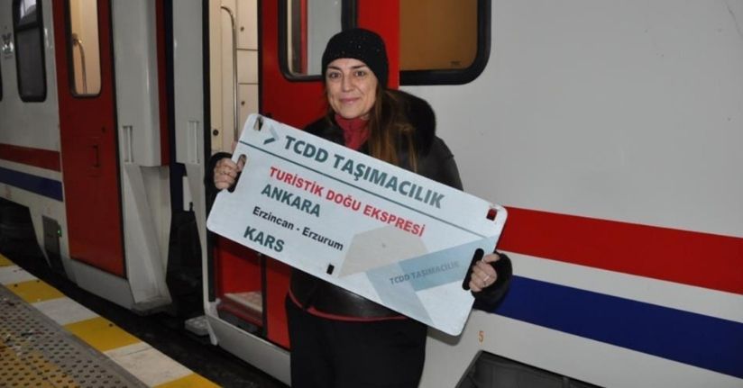 Masalsı yolculuğun son durağı: Turistik Doğu Ekspresi Kars’ta coşkuyla karşılandı