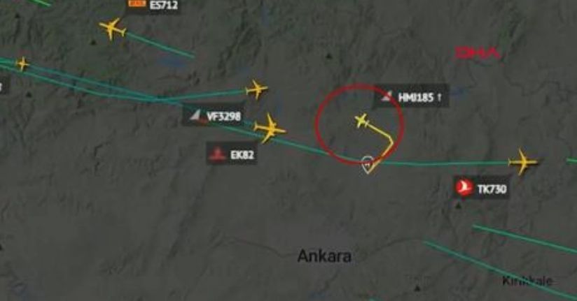 Libya Genelkurmay Başkanı’nı Taşıyan Uçak Radar’dan Kayboldu