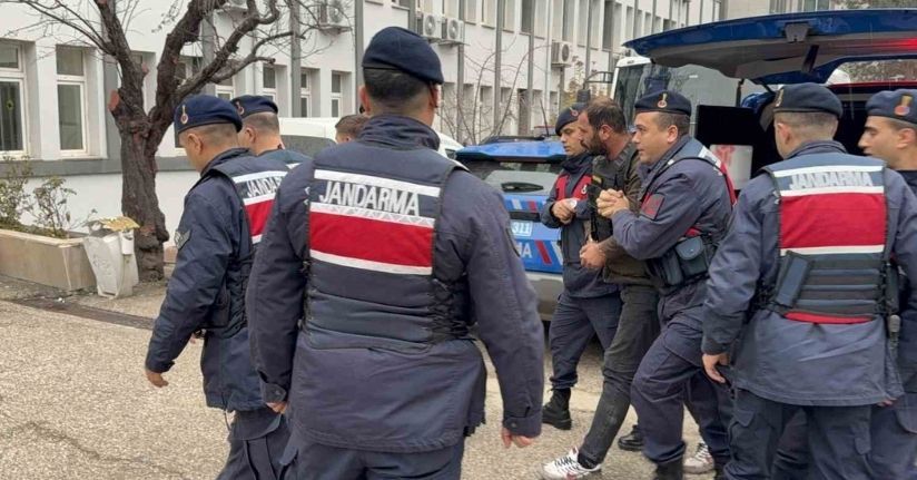 2 kişinin ölümüne sebep olan zanlılar adliyede