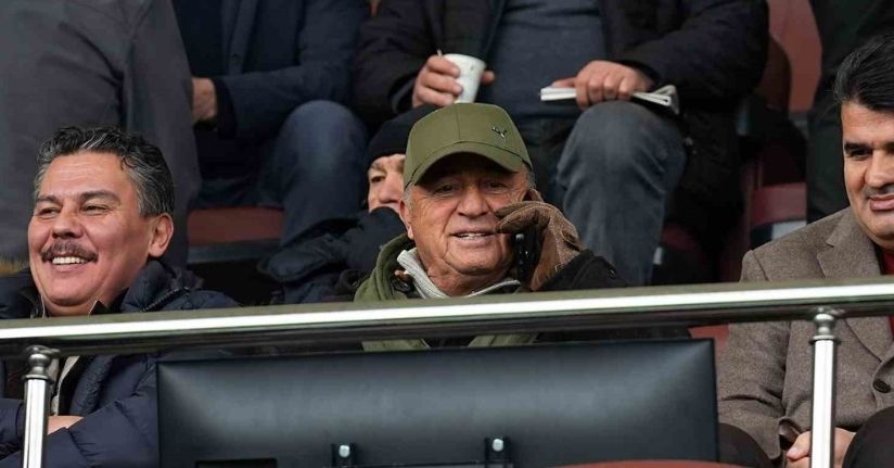 Fatih Terim, Sarıyer - Bodrum FK maçını tribünden izledi