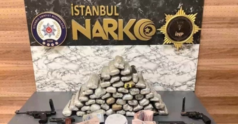 Arnavutköy ve Yalova'da uyuşturucu operasyonu: 19 kilo kokain ele geçirildi