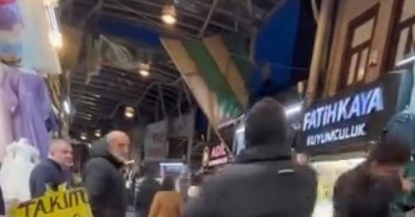 Tarihi Kapalı Çarşı’da çatılar uçtu
