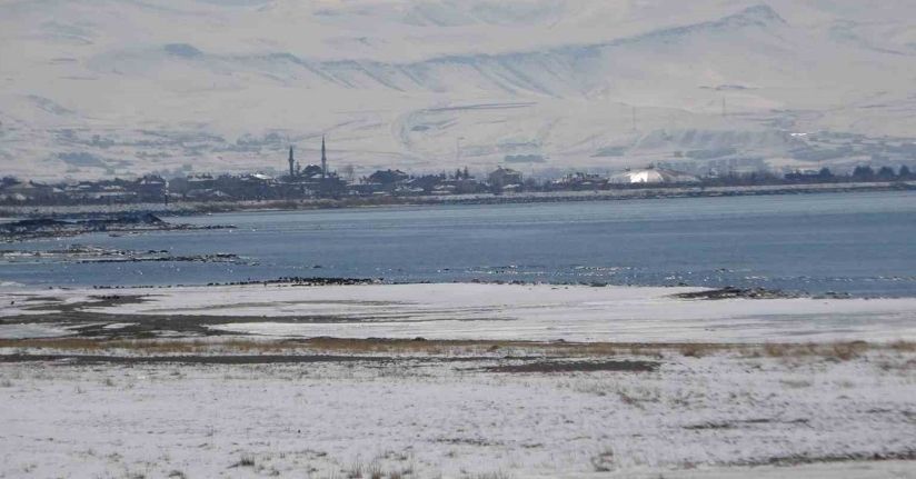 Uzmanlardan Van Gölü Havzası için uyarı: Kar yağışı aldatmasın