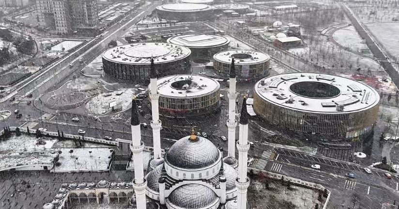 Başakşehir’de kar yağışı dronla görüntülendi