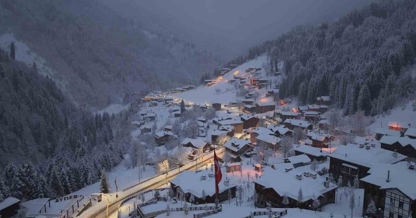 Beyaza bürünen turizm cenneti Ayder havadan görüntülendi