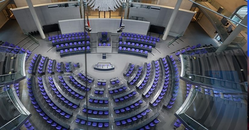 Almanya'dan Trump'ın 8 Avrupa ülkesine yüzde 10 ilave gümrük vergisi kararına tepki