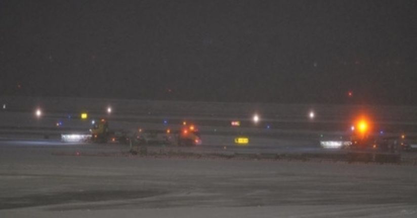 ABD'de kar fırtınası nedeniyle 13 binden fazla uçuş iptal edildi