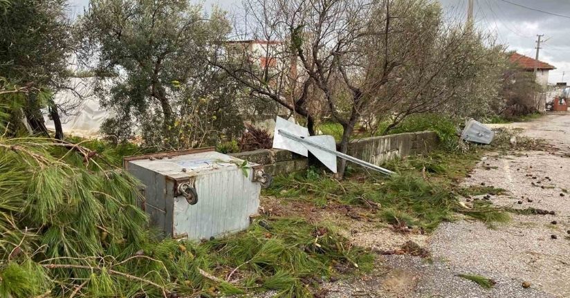 Manavgat’ta hortum üç mahalleyi harabeye çevirdi