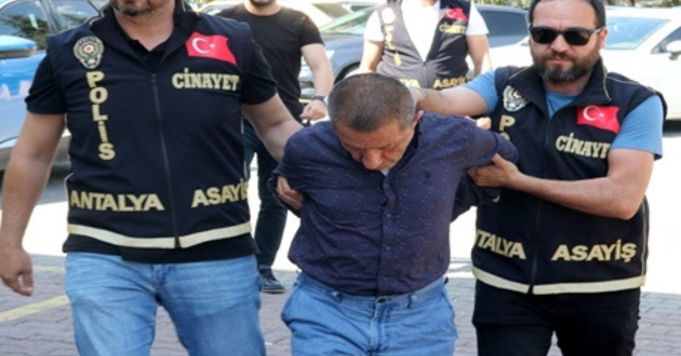 Huzurevinde 3 arkadaşını öldüren sanığa 3 ağırlaştırılmış müebbet