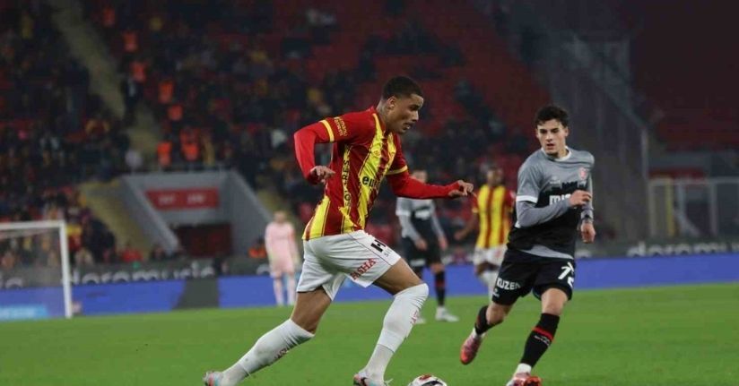  Göztepe: 2 - Fatih Karagümrük: 1 