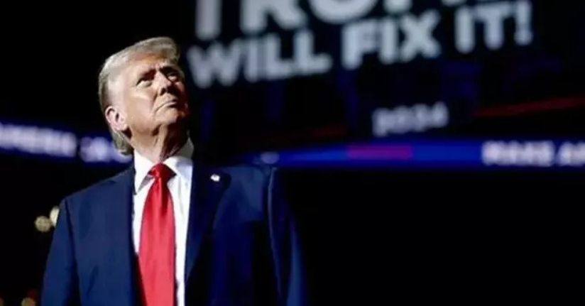 Trump’tan İran’a uyarı: 