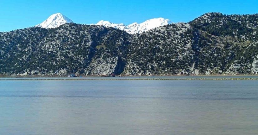 Gembos Ovası adeta göle döndü